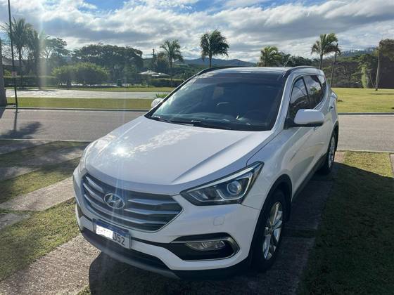 HYUNDAI SANTA FÉ 3.3 MPFI 4X4 7 LUGARES V6 270CV GASOLINA 4P AUTOMÁTICO HYUNDAI SANTA FÉ 3.3 MPFI 4X4 7 LUGARES V6 270CV GASOLINA 4P AUTOMÁTICO